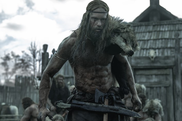 Alexander Skarsgård’ın Onu Vikinge Dönüştüren Süreci Alexander Skarsgård’ın Onu Vikinge Dönüştüren Süreci