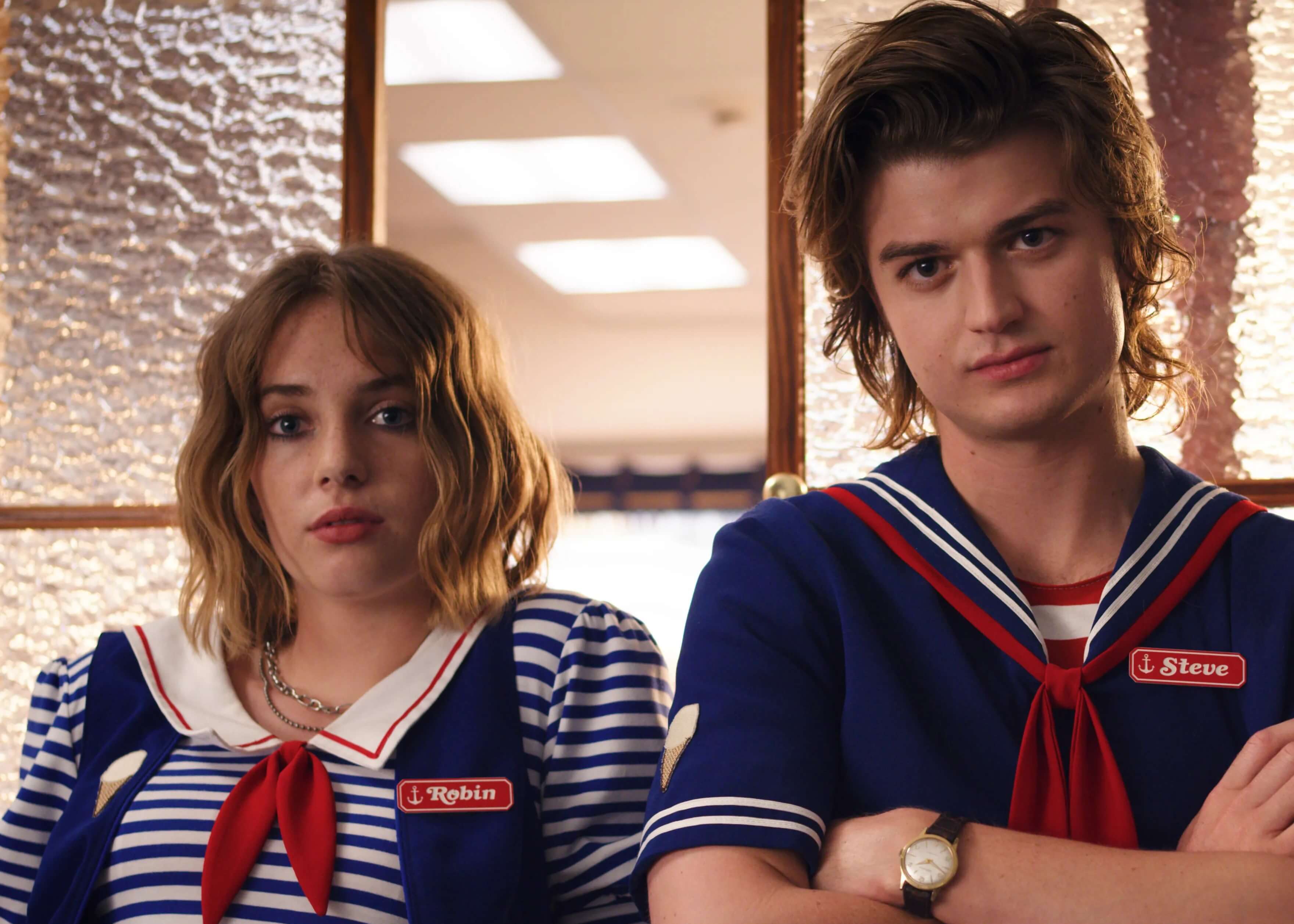 Steve ve Robin Artik Çok İyi Arkadaş Steve ve Robin Artik Çok İyi Arkadaş