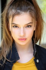 Alexis Burnett fotoğrafı Alexis Burnett fotoğrafı