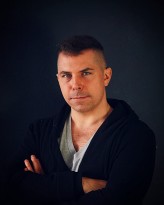 Dustin Clendenen fotoğrafı