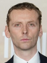 Edward Ashley fotoğrafı