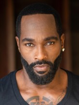 Mykel Shannon Jenkins fotoğrafı