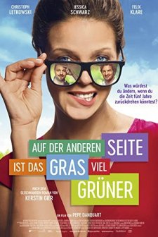 Auf der anderen Seite ist das Gras viel Grüner  (2017) afişi