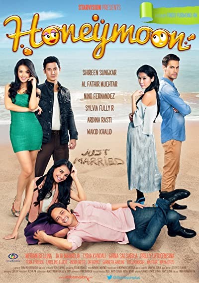 Balayı (2013) afişi Balayı (2013) afişi