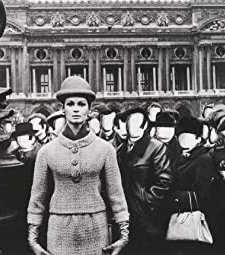 In And Out Of Fashion (1998) afişi