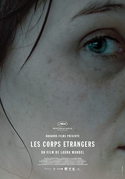 Les corps étrangers (2014) afişi Les corps étrangers (2014) afişi