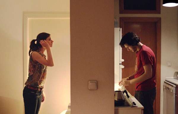 Sadece Tek Bir Gün (2013) afişi Sadece Tek Bir Gün (2013) afişi