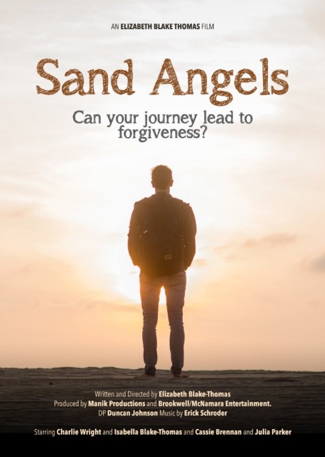 Sand Angels (2017) afişi Sand Angels (2017) afişi