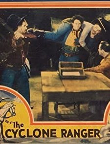 The Cyclone Ranger (1935) afişi
