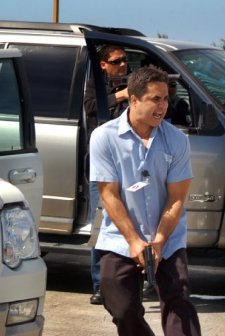 Verdades y Mentiras (2012) afişi