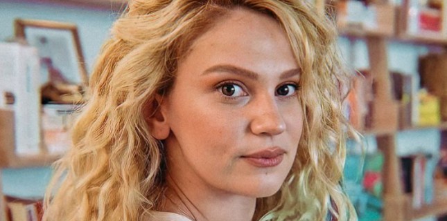 Farah Zeynep Abdullah Üç Yıl Sonra Yeni Bir Sinema Filmiyle Geri Dönüyor!