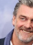 İrlandalı Oyuncu Ray Stevenson Hayatını Kaybetti.