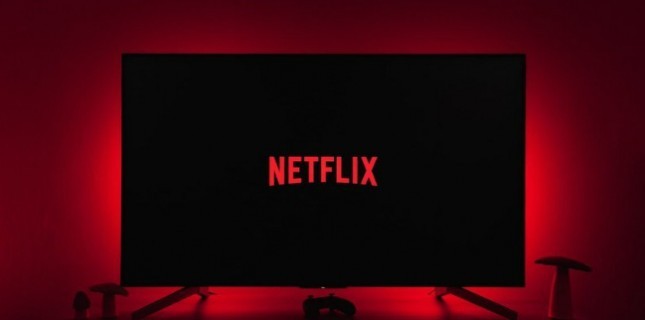 Netflix, Şifre Değiştirmeden Cihazları Hesaptan Çıkarma Özelliği Getirdi!