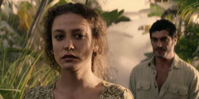 Serenay Sarıkaya’lı “Şahmaran” Dizisinden İlk Görseller!