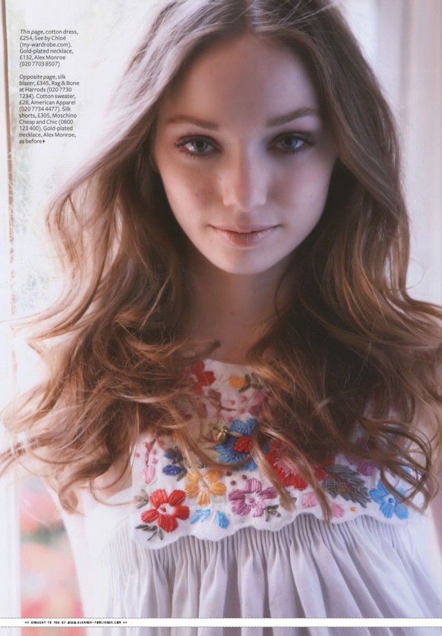 Eleanor May Tomlinson Fotoğrafları 5