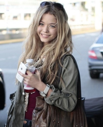 Sasha Pieterse Fotoğrafları 35