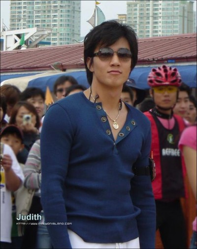 Kim Rae-Won Fotoğrafı