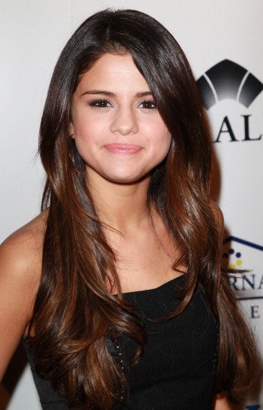 Selena Gomez Fotoğrafları 3744