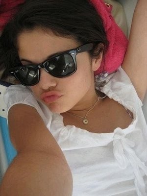 Selena Gomez Fotoğrafları 68