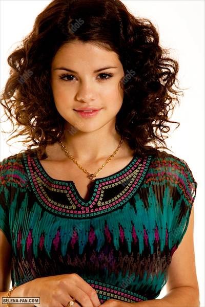 Selena Gomez Fotoğrafları 751