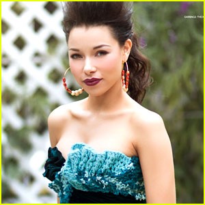 Jessica Parker Kennedy Fotoğrafları 48