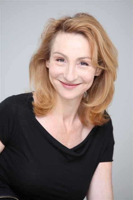 Marie-Armelle Deguy Fotoğrafı