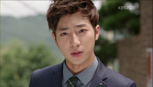 Lee Sang-yeob Fotoğrafı