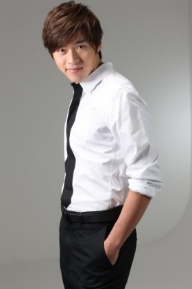 Hyun Bin Fotoğrafı