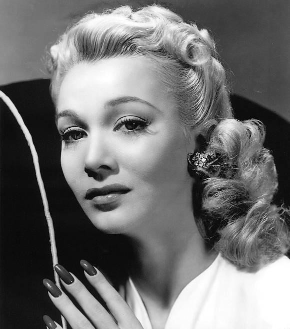 Carole Landis Fotoğrafları 8