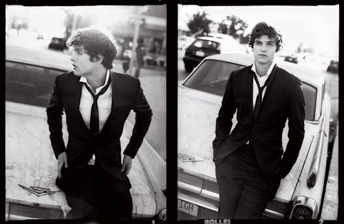 Daniel Sharman Fotoğrafı