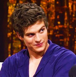 Daniel Sharman Fotoğrafı