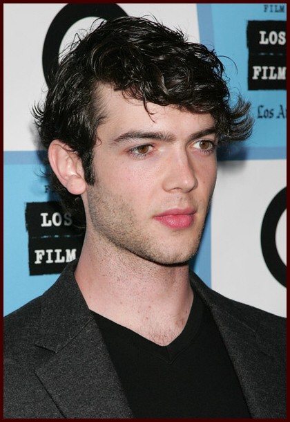 Ethan Peck Fotoğrafları 12