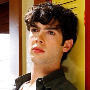 Ethan Peck Fotoğrafları 5