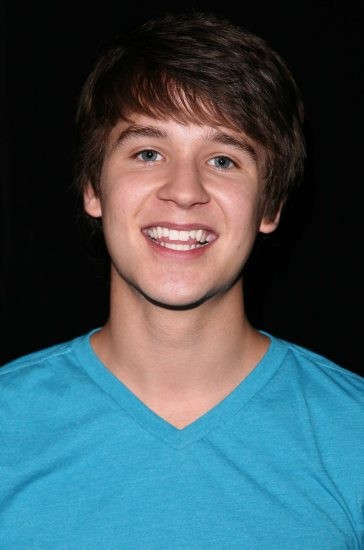 Devon Werkheiser Fotoğrafları 14