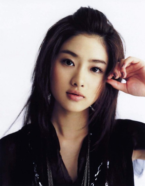 Satomi Ishihara Fotoğrafı