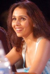 Suchitra Krishnamoorthi Fotoğrafları 1