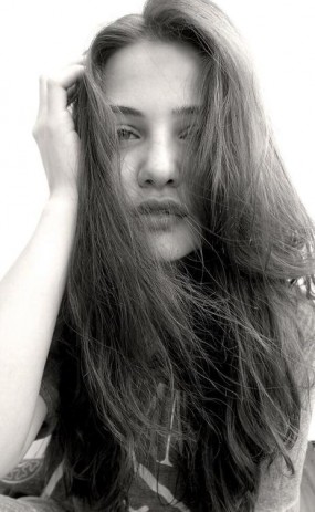 Danielle Campbell Fotoğrafı