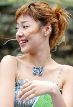 Han Ji-hye Fotoğrafı