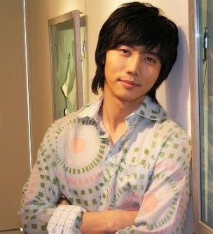 Ki Tae-Young Fotoğrafı