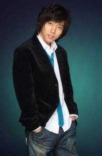 Ki Tae-Young Fotoğrafı