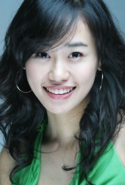 Kang Rae-yun Fotoğrafı