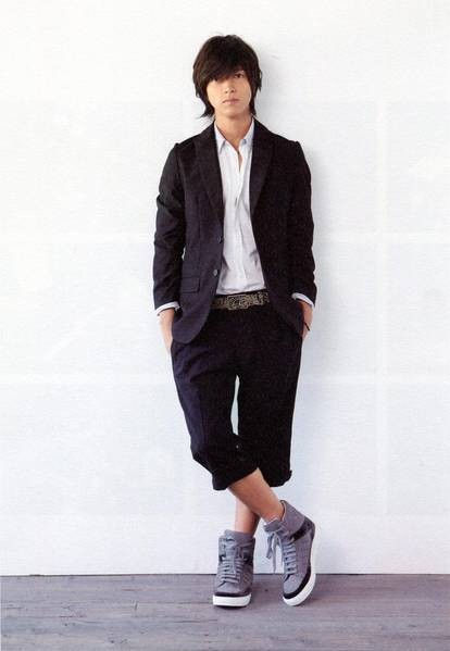 Tomohisa Yamashita Fotoğrafı