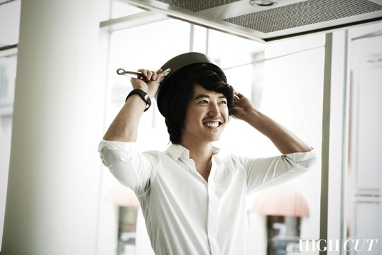 Yoon Sang-hyun Fotoğrafı