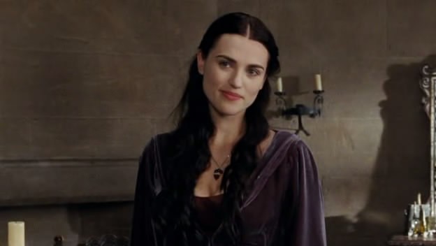 Katie McGrath Fotoğrafı