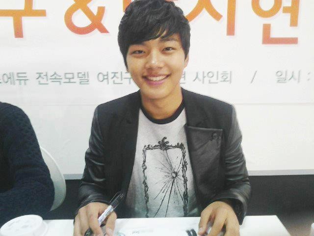 Yeo Jin-goo Fotoğrafı