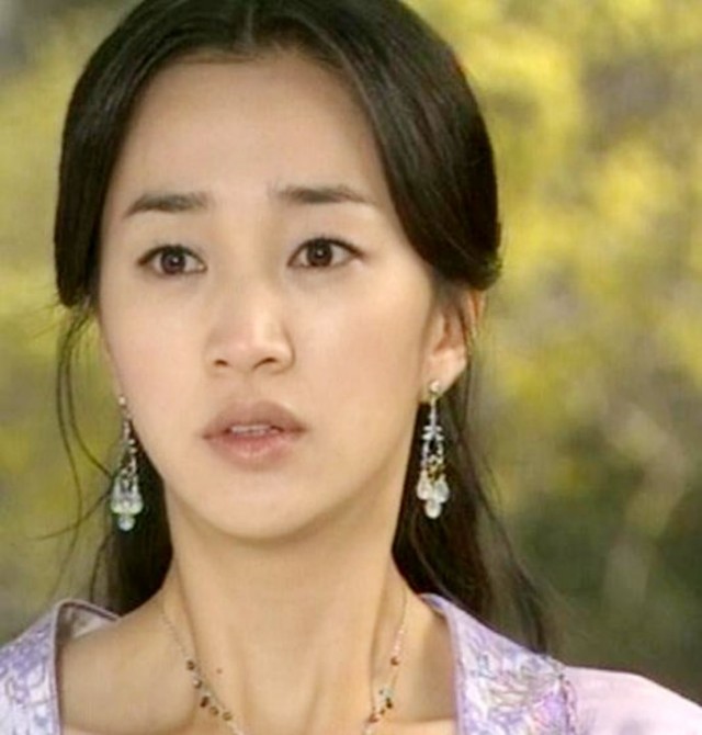 Soo Ae Fotoğrafı