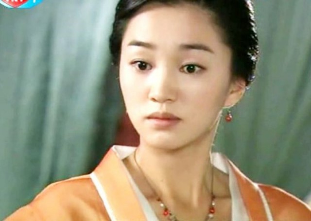 Soo Ae Fotoğrafı