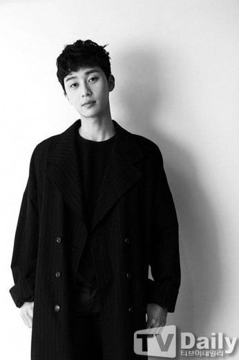 Park Seo-joon Fotoğrafı