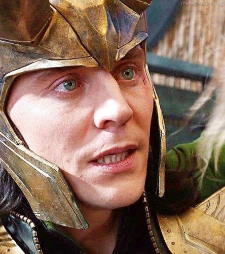 Tom Hiddleston Fotoğrafları 105