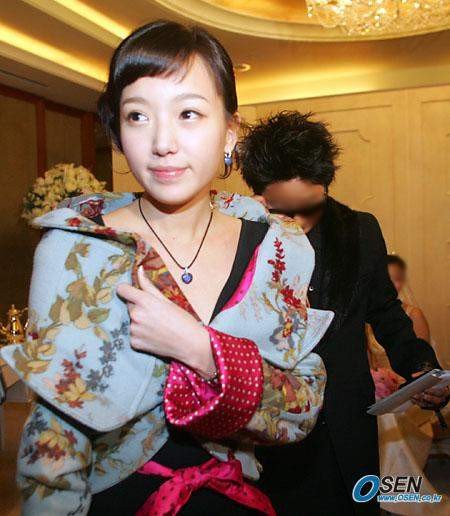 Kim Min-kyung (iii) Fotoğrafı